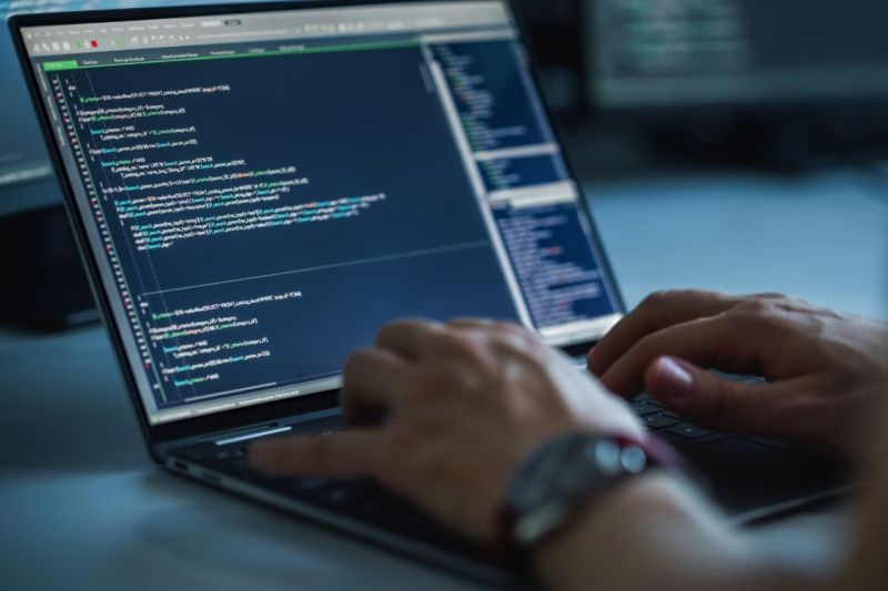 鄂尔多斯软件定制开发:PHP与Node.js,后端解决方案的优势博弈